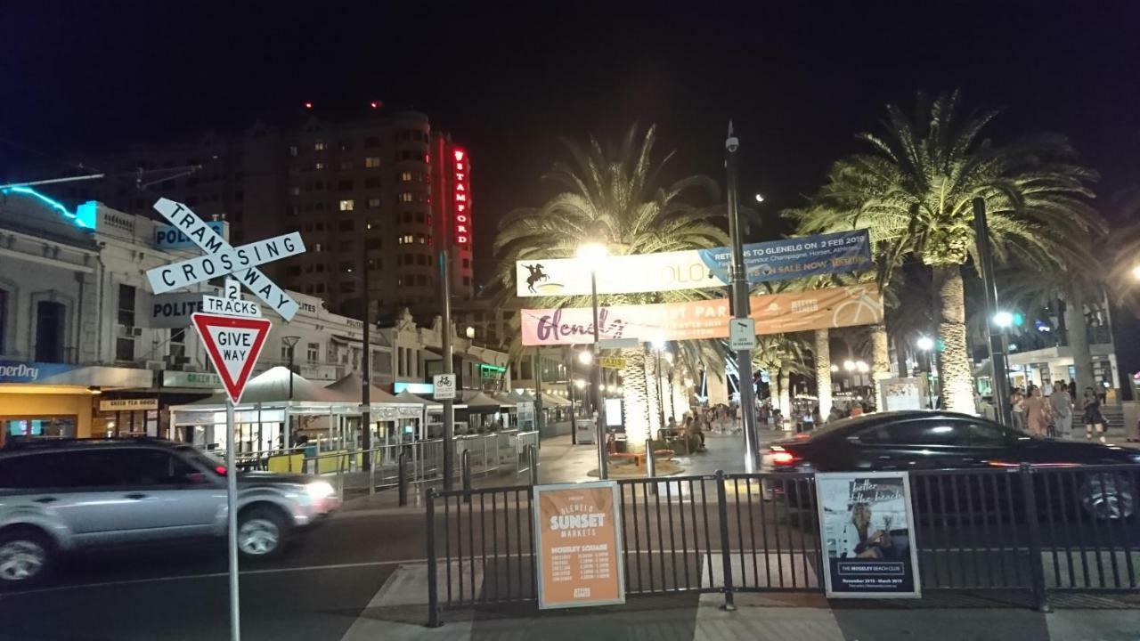 Glenelg Beach Gateway Studio Apartment Kültér fotó