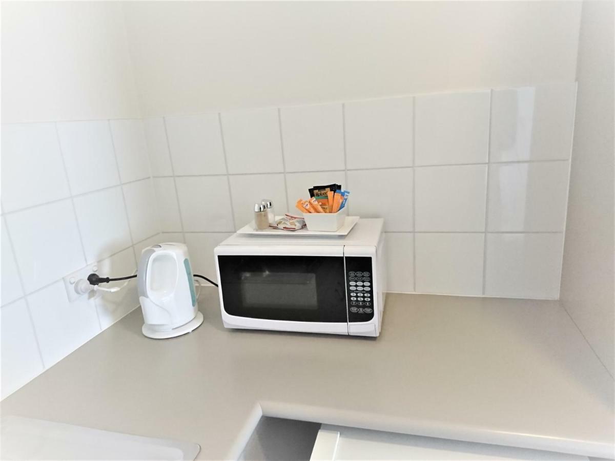 Glenelg Beach Gateway Studio Apartment Kültér fotó